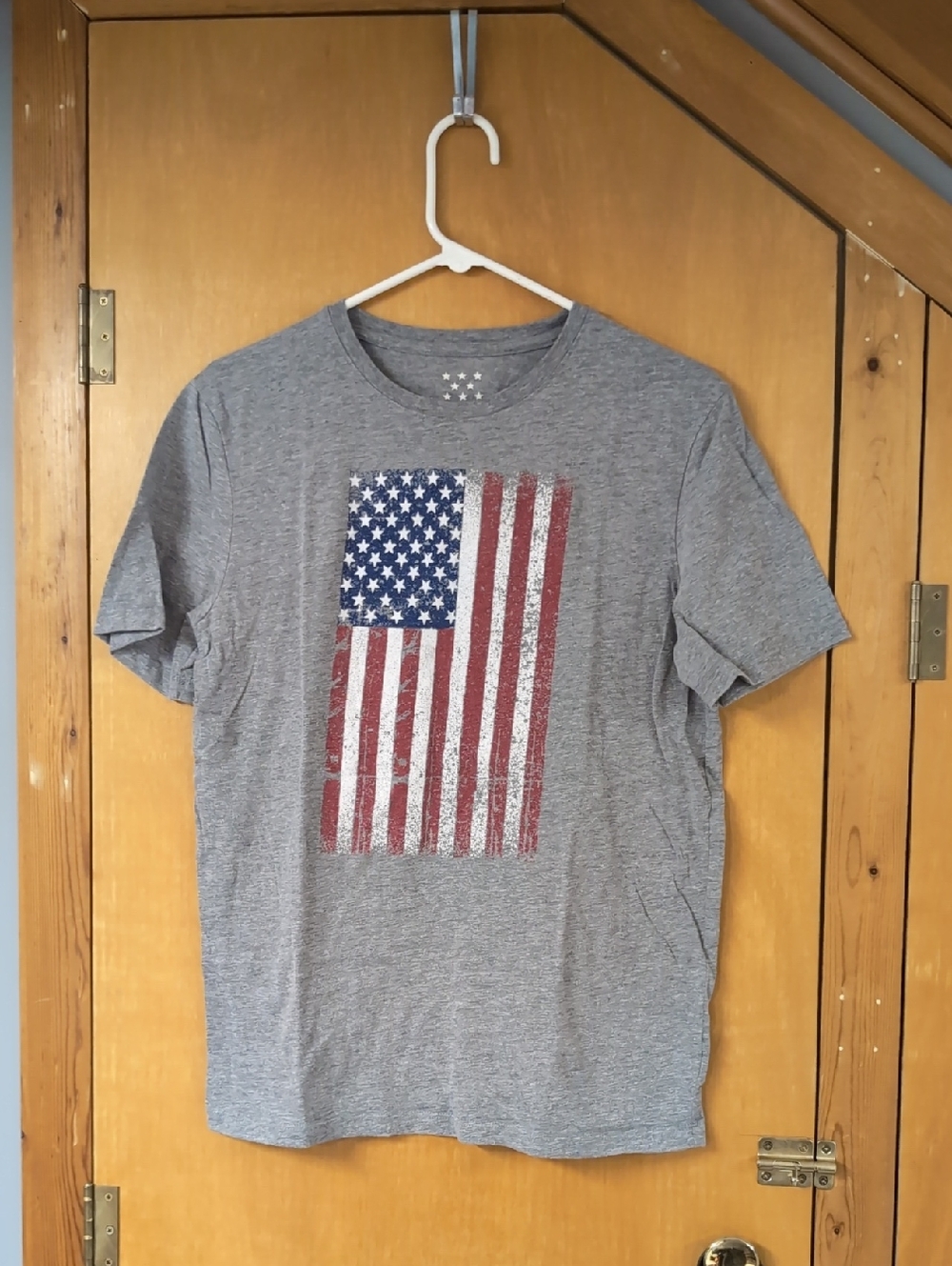 Gray T-Shirt with Distressed American Flag Graphic